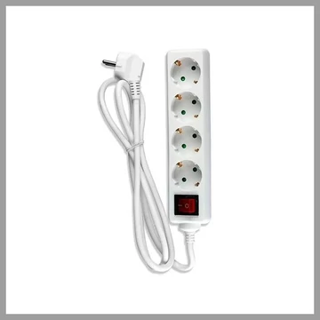 Multipresa Winning Star con 4 prese e interruttore – Modello ST-4048