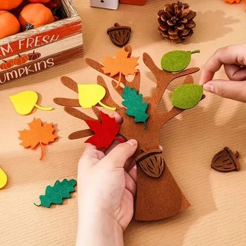 Set Decorativo Autunnale in Feltro – 96 Pezzi, Alberi e Foglie – KX2803704
