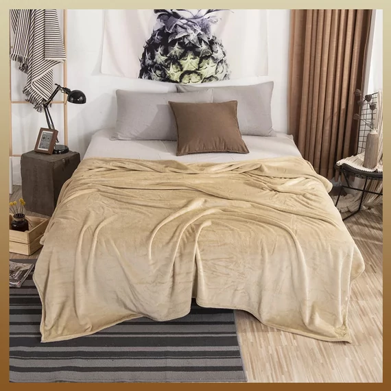 Coperta in pile color crema 200x230 cm – hopekrem200x230