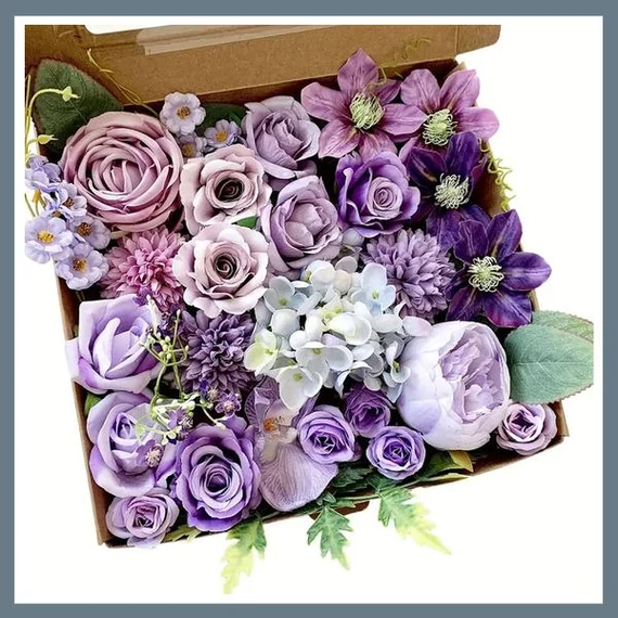 Bouquet di Fiori Artificiali – Tonalità Lilla DT709856