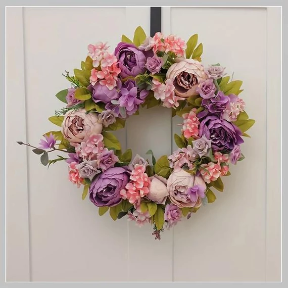 Ghirlanda Primaverile con Fiori Artificiali – Rose e Lavanda HR1275783
