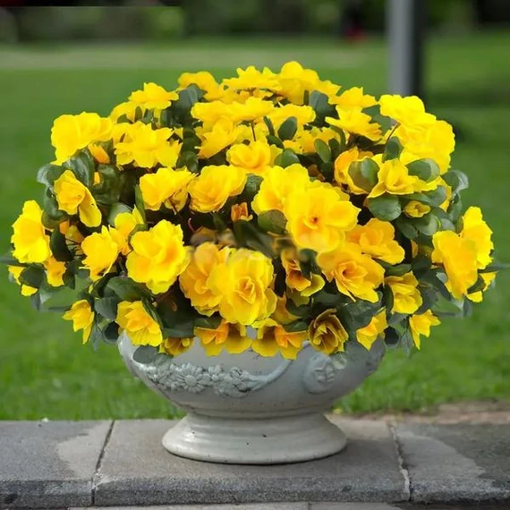 6 Pezzi di Camelie Artificiali Realistiche – Fiori Decorativi Giallo Vivo UQ1057822
